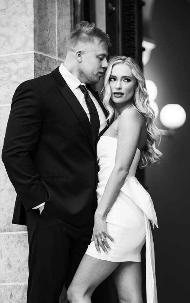 black and white romantic photo of couple during the ohio statehouse engagement session